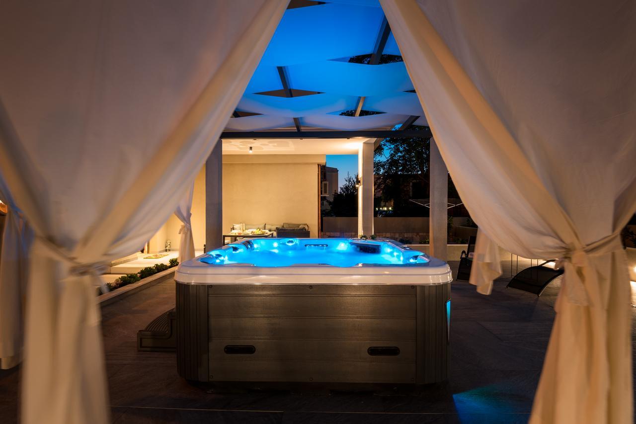 Family Apartment Dubrovnik - Private Jacuzzi Terrace, Private Parking Extérieur photo