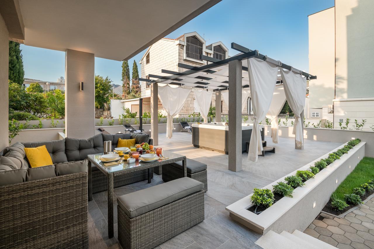 Family Apartment Dubrovnik - Private Jacuzzi Terrace, Private Parking Extérieur photo