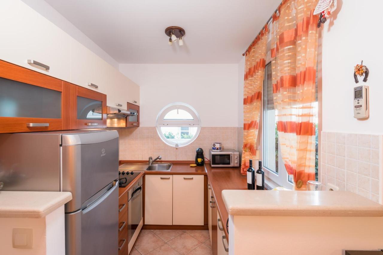 Family Apartment Dubrovnik - Private Jacuzzi Terrace, Private Parking Extérieur photo